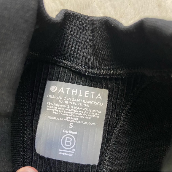 Athleta Ribbed High Neck Razor Back Workout Tank Top size Small - Picture 3 of 6